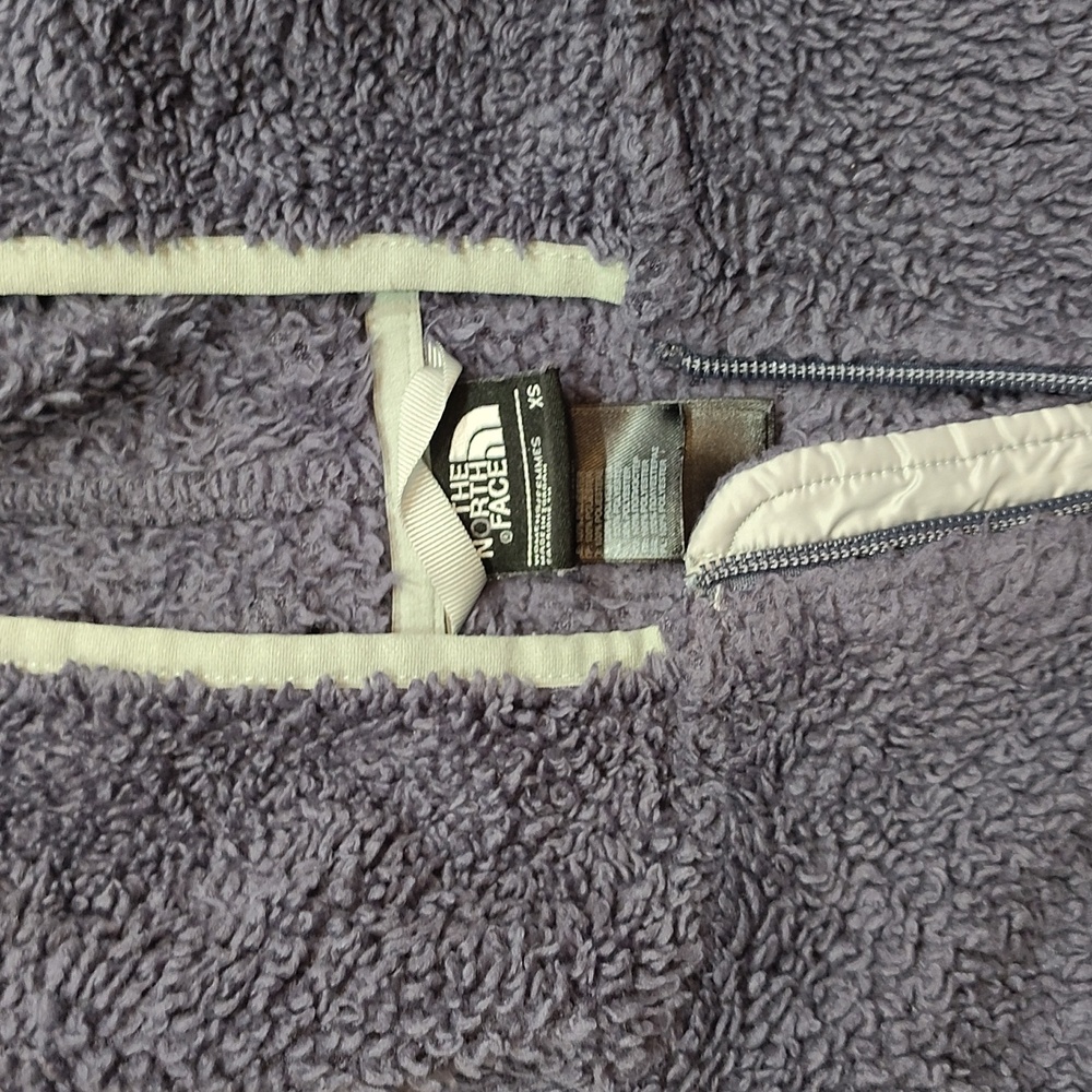 The North Face Purple Teddy Jacket,  Sherpa Ladies Jacket,  Size X-Small - Picture 2 of 7